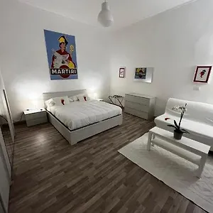 https://scaramanzia.hotels-amalfi.com